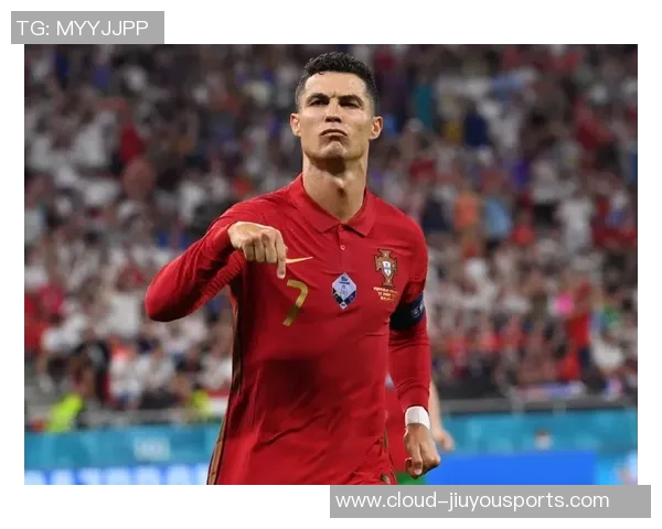 C罗在12年欧洲杯的辉煌表现与传奇时刻回顾